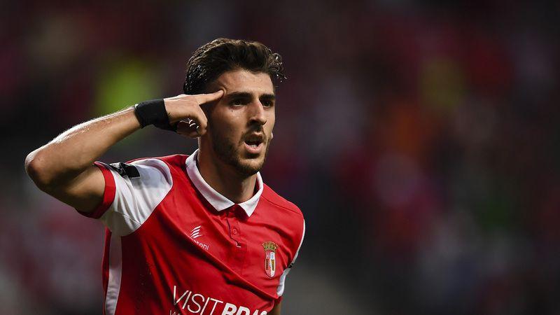 Paulinho na lista de pré-convocados para Mundial da Rússia