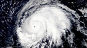 Furacão Lorenzo. IPMA emite aviso vermelho