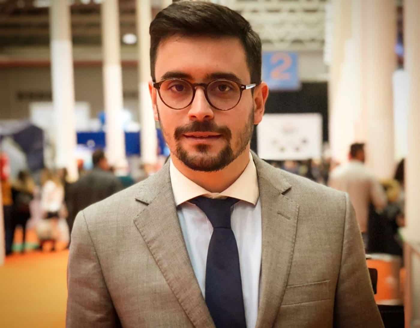 Visões distintas para futuro do CDS/PP ditam saída de Francisco Mota