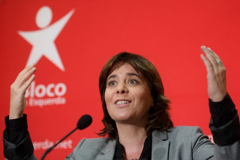 BE abstém-se. Orçamento do Estado vai ser aprovado