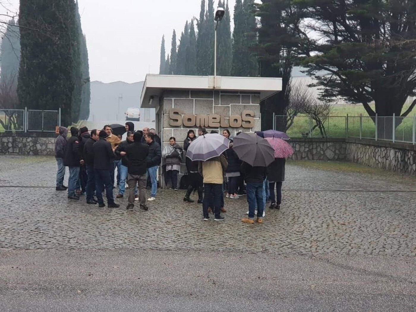 Trabalhadores da Somelos em greve