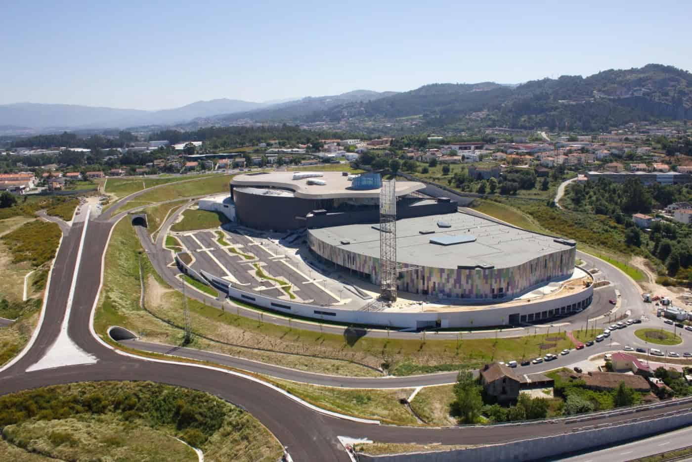 Nova Arcada passa para mãos israelitas por 45 ME