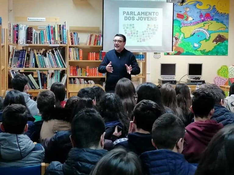 José Maria Cardoso falou de violência no namoro em escola de Barcelos