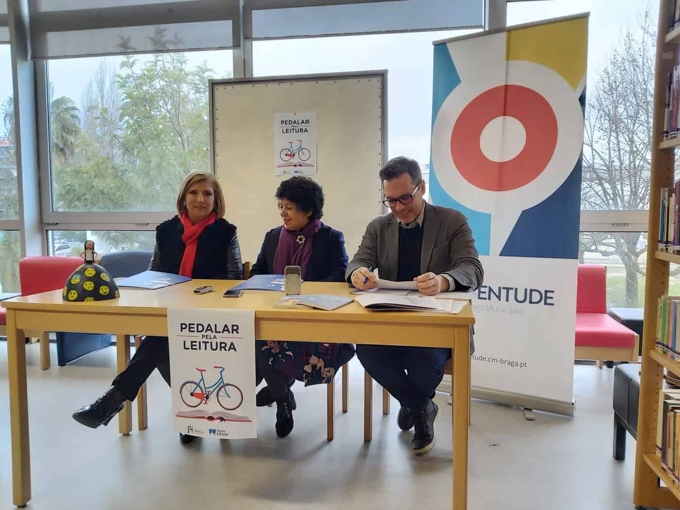 Alunos de 13 escolas de Braga pedalam pelo reforço das respectivas bibliotecas