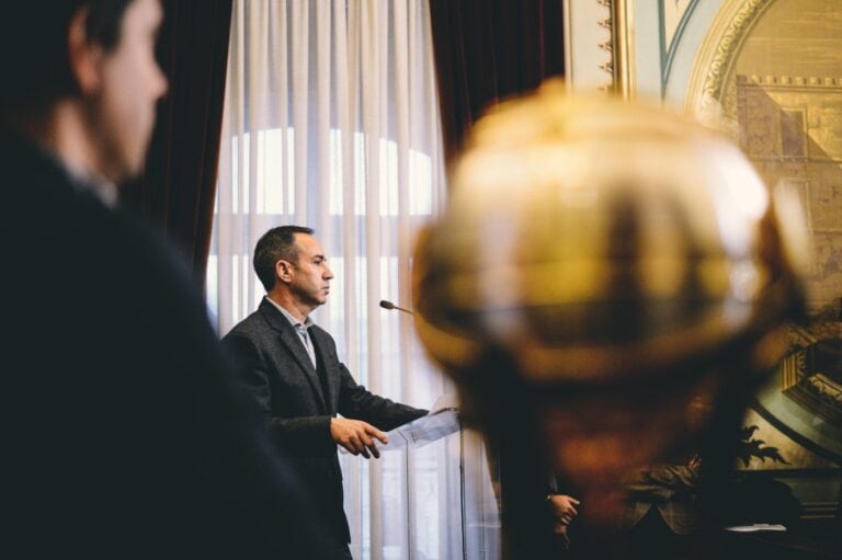 "Não sai ninguém neste mercado de Inverno" - António Salvador