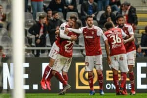 SCB impõe nova derrota ao Sporting e sobe ao 3º lugar