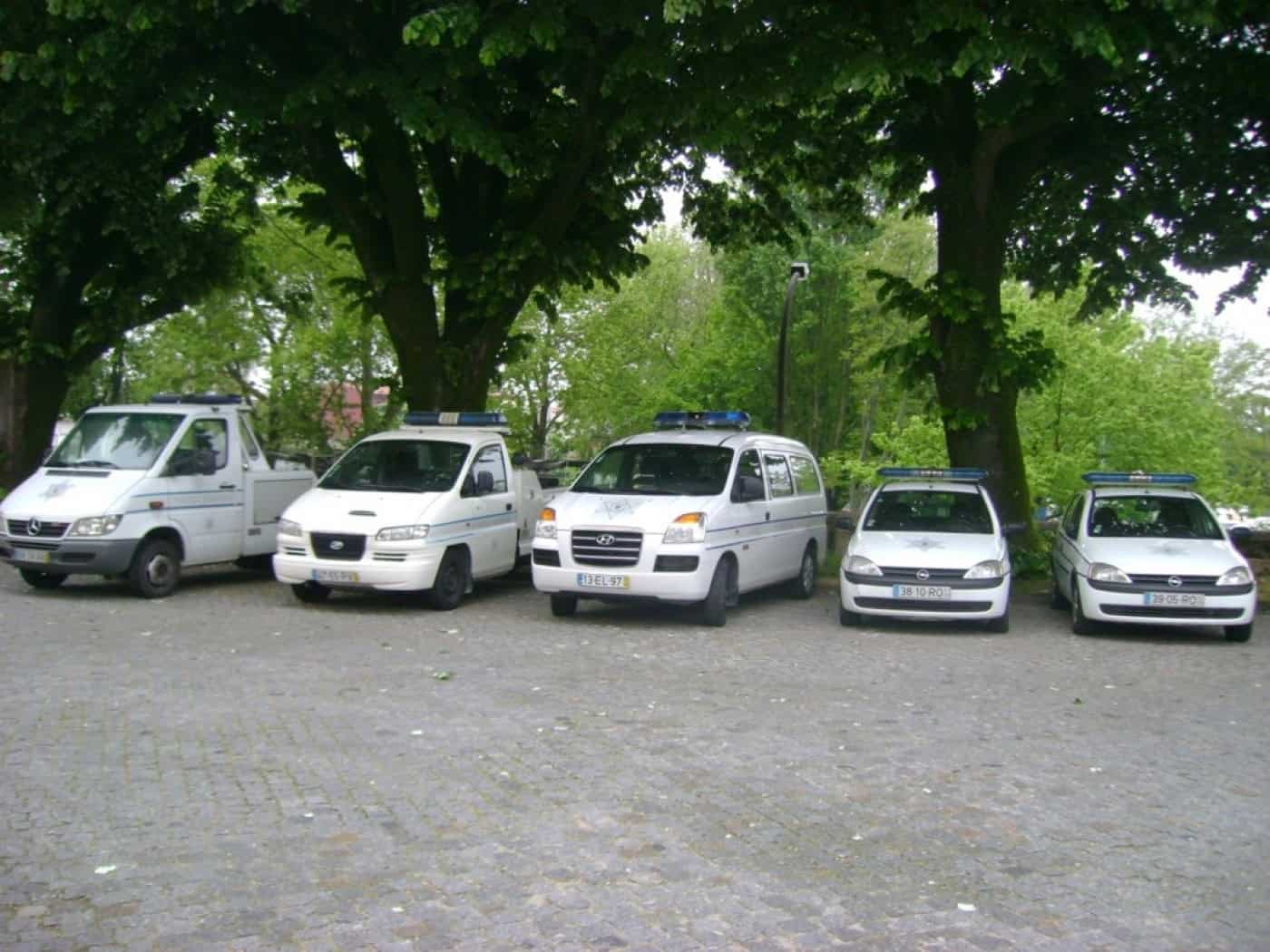"Há falta de carros de patrulha na Polícia Municipal", diz Artur Feio