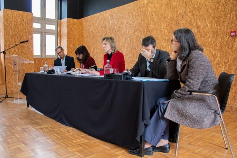 Hasta pública a 11 de Março e com propostas em carta fechada