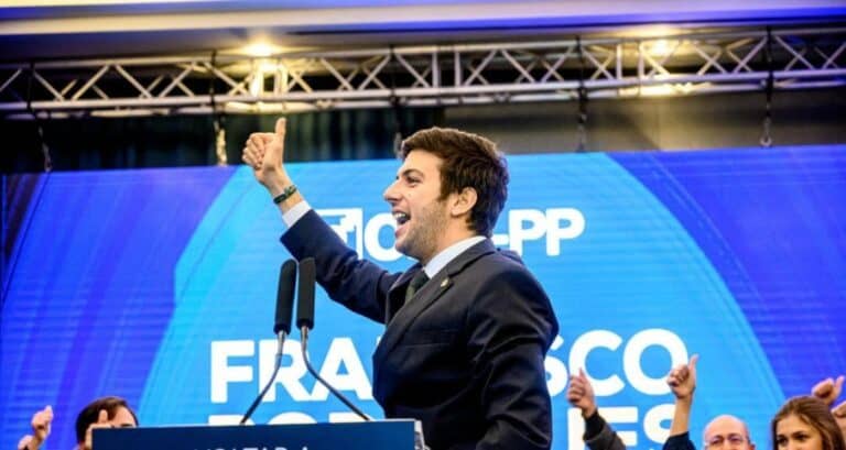 “Andarei por fora a corroer o Governo socialista até às próximas legislativas”