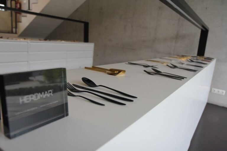 Trabalhadores da Herdmar exigem aumentos de 90 euros