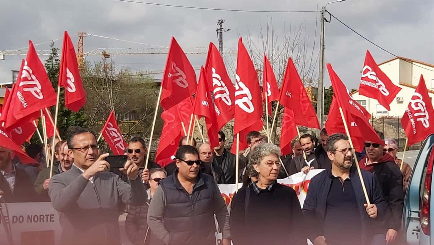 Licenças de trabalho. CGTP avisa que “pequenas medidas” não são suficientes
