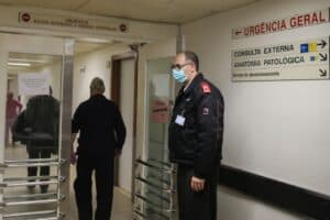 Covid-19. Um caso confirmado e outro em contra-análise