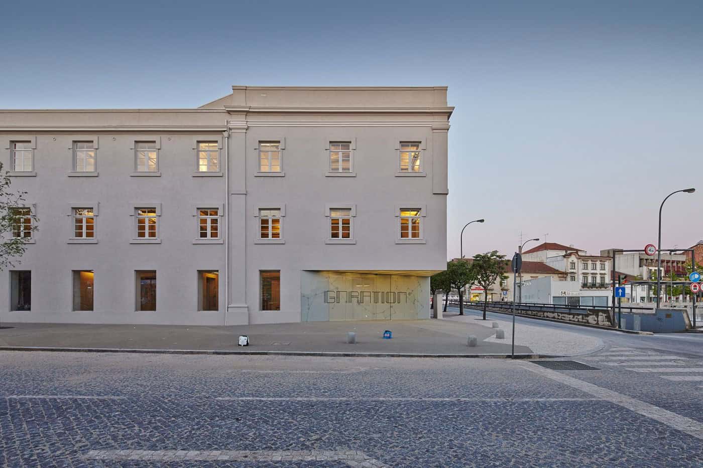 gnration doa à APAV metade das receitas de três espectáculos