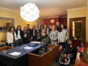 Câmara de Guimarães cede gabinete às Mulheres de Braga