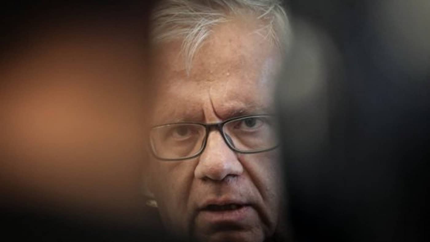 Violação de ordens das forças de segurança é crime de desobediência