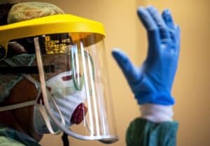 Covid-19: Por cada 100 casos em Itália, Portugal terá sete - estudo