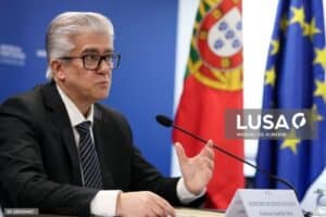 Covid-19. Testes passam a ser feitos "ao mínimo sintoma" - Governo