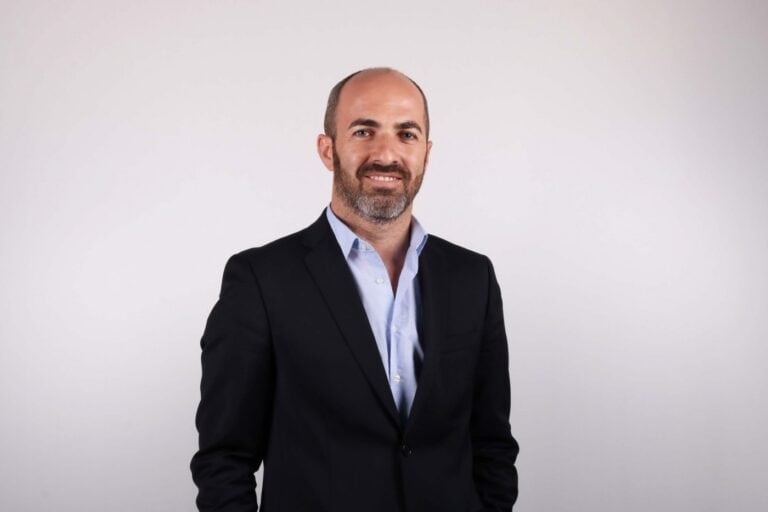 "Subsídios de desemprego vão custar mais ao Estado. É preciso ajudar já"