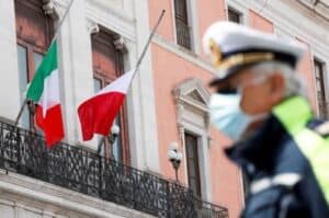 Itália regista 14.681 casos de covid-19