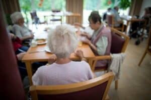 Autarcas do Minho exigem reforço imediato de testes nos lares de idosos