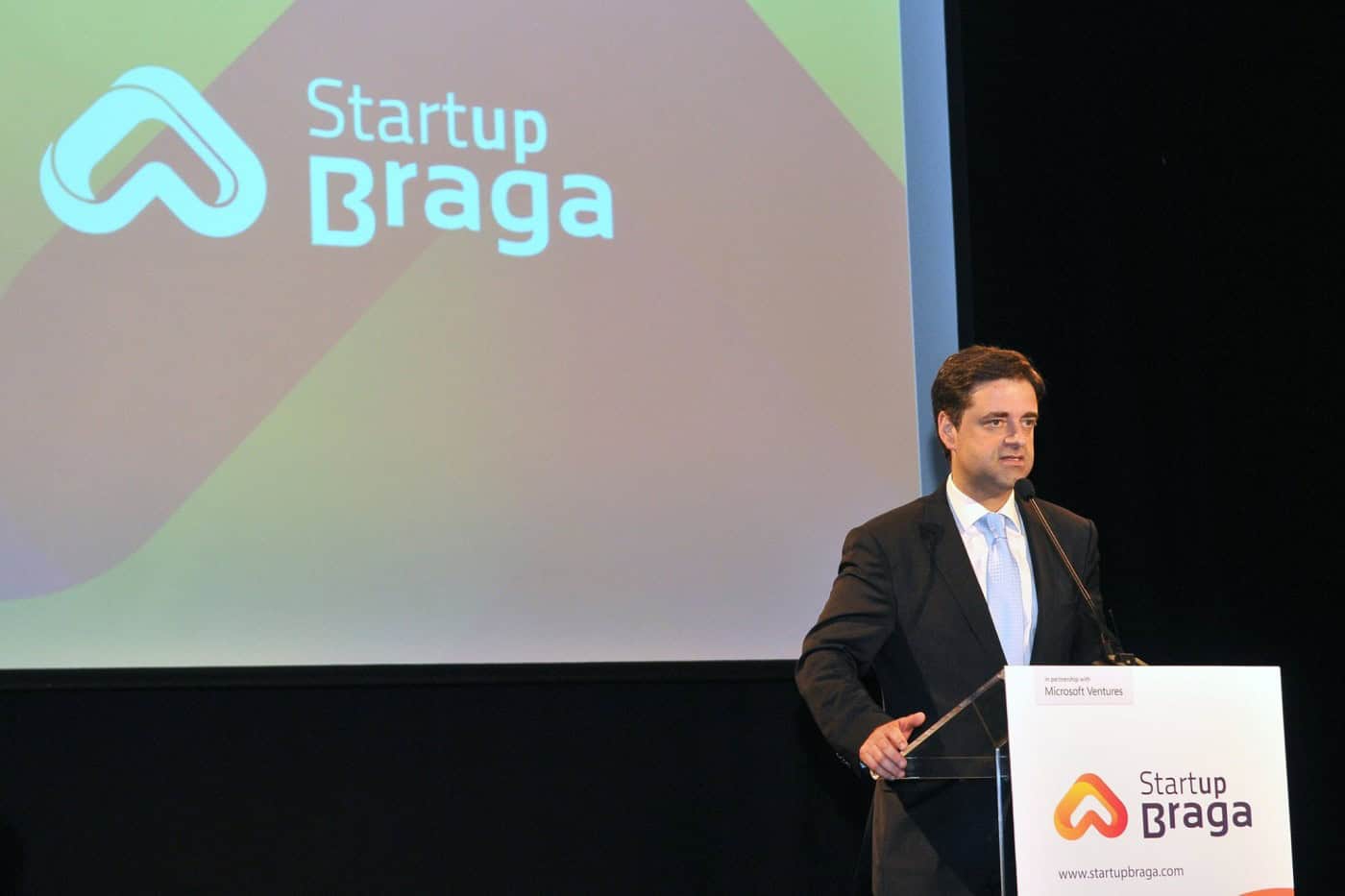 "Não será em Abril que as pessoas terão dificuldade em pagar as suas rendas"