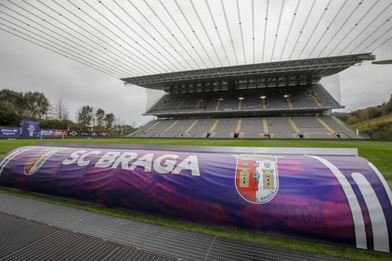 SC Braga&nbsp;cativa 50% dos salários e coloca plantel de férias