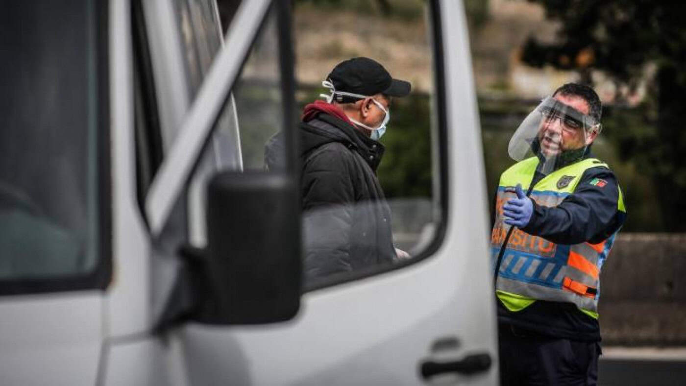 Detidas 74 pessoas por crime de desobediência