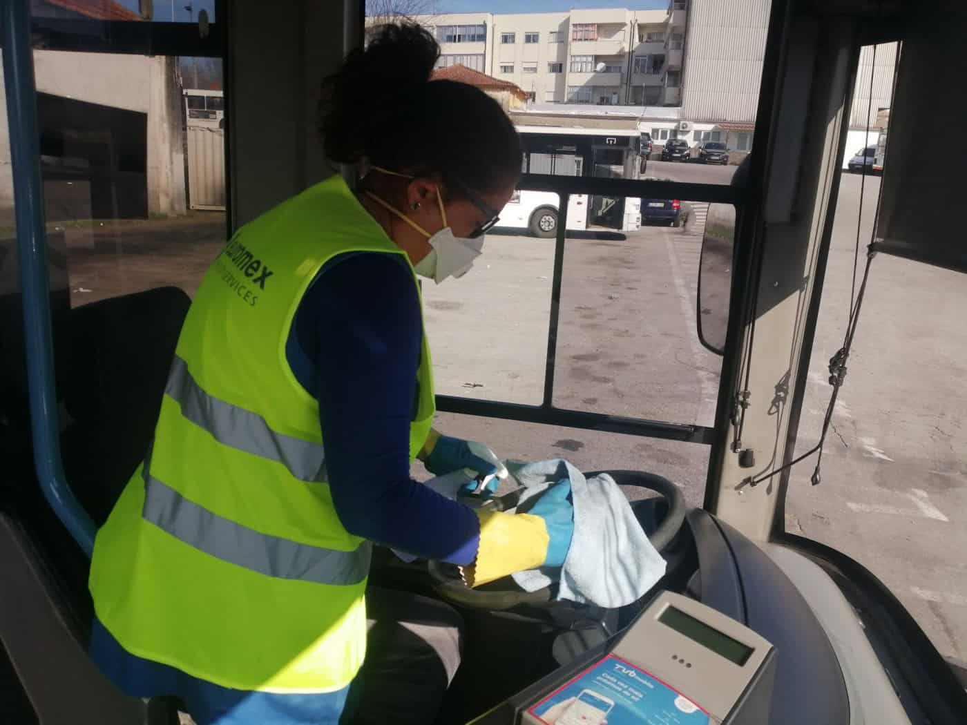 Dois motoristas dos TUB infectados com covid-19