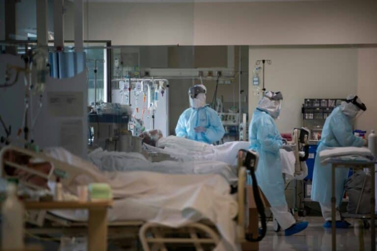 Espanha volta a registar ligeiro aumento de mortes