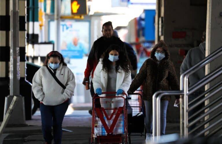 Mais 1.330 mortos nos EUA nas últimas 24 horas