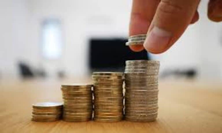 Quase 60% da população activa sofre redução de rendimentos – Deco