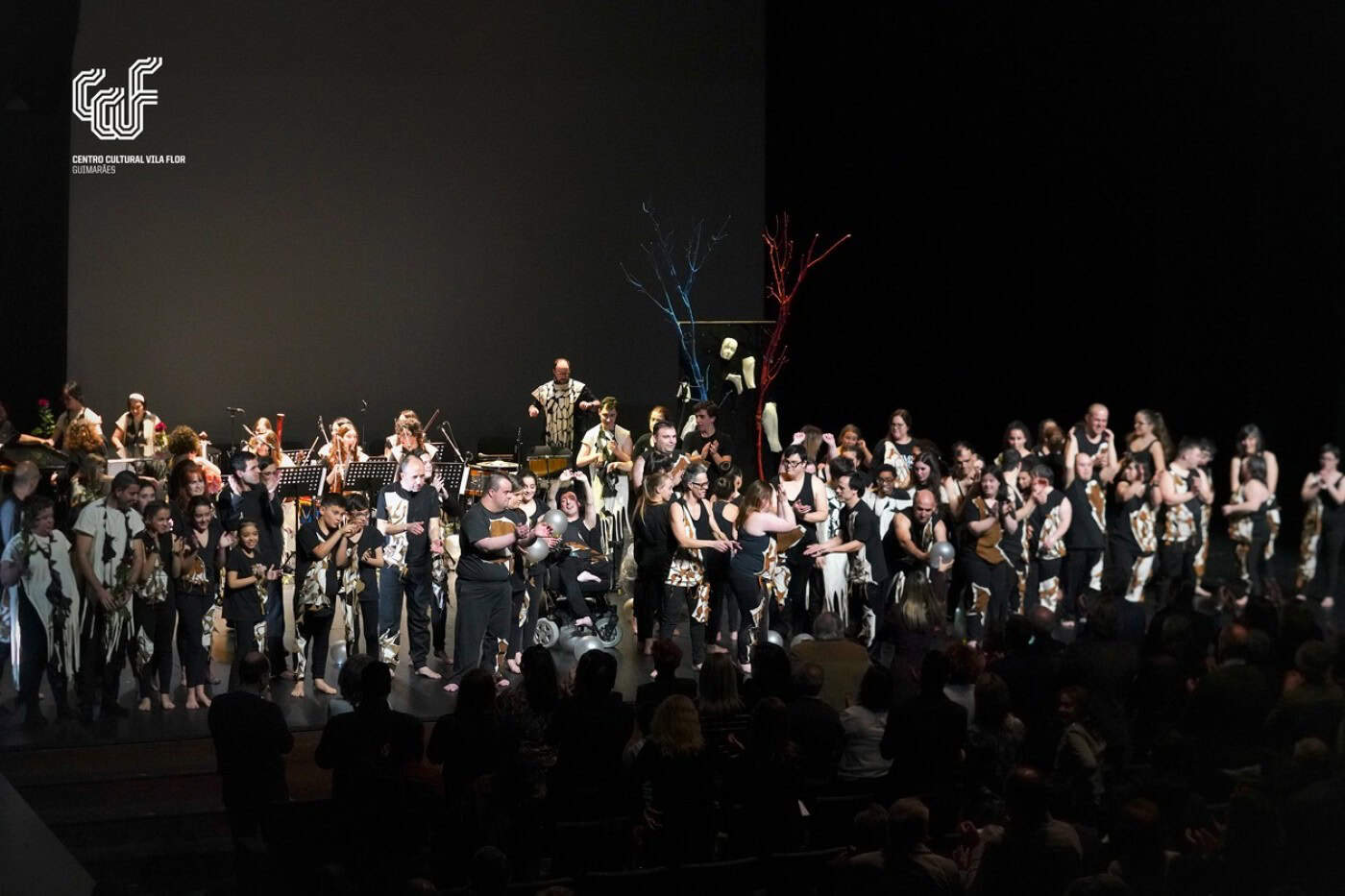 CMG canaliza verbas de actividades canceladas para educação e cultura