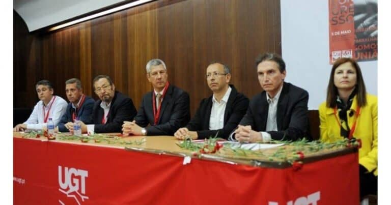 UGT - Braga entrega 60 viseiras ao Centro Social de S. Veríssimo