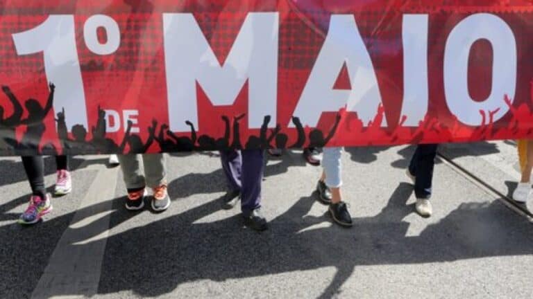 1.º de Maio comemorado com vídeo e na rua, mas com menos gente