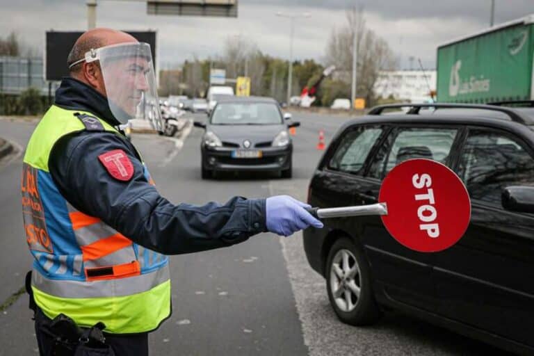 Detidas 117 pessoas por desobediência e encerrados&nbsp;252 espaços por incumprimento das normas