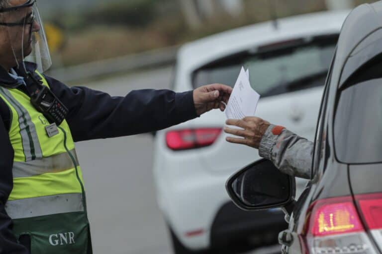 Circulação entre concelhos proibida até domingo