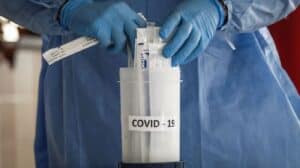 Mais 16 mortes. Número de casos de Covid-19 diminui devido a duplicação de dados