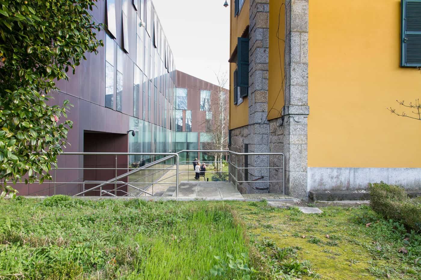 Mais de 600 utentes testados em lares de Guimarães; Falta cerca de metade