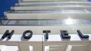 Cerca de 30% dos hotéis e restaurantes pondera abrir falência