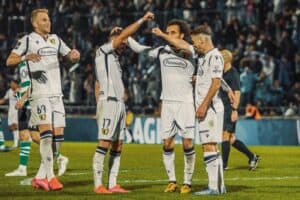 Vitória SC, Famalicão FC e Moreirense com testes positivos à covid-19