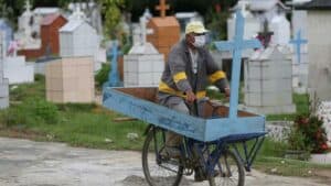 Brasil regista 496 mortes e 6.760 casos de coronavírus nas últimas 24 horas