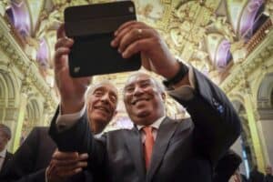 "Costa quis colocar-se à frente dos partidos de direita no apoio a Marcelo"