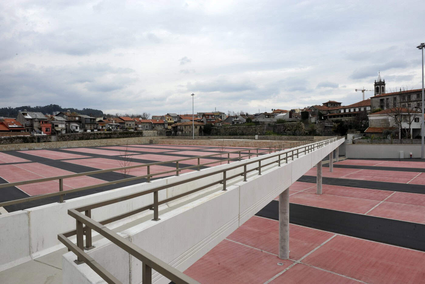 Guimarães avança com novas medidas de desconfinamento