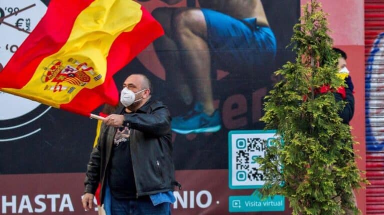 Número diário de mortes em Espanha desce para 48