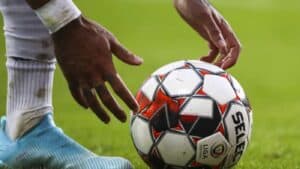 Futebolistas vão ser testados 24 horas antes dos jogos