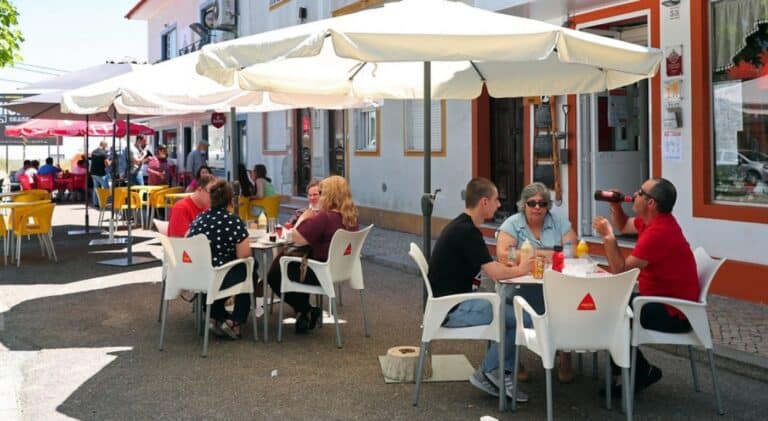 Portugal regista mais 274 recuperados, 219 novas infecções e 12 mortes