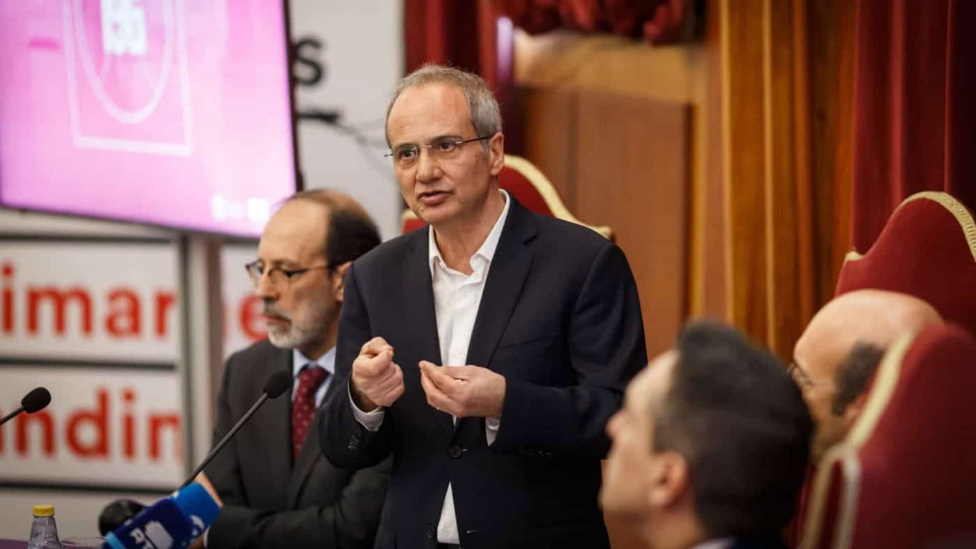 Autarca de Guimarães acusa TAP de "falta de decência"