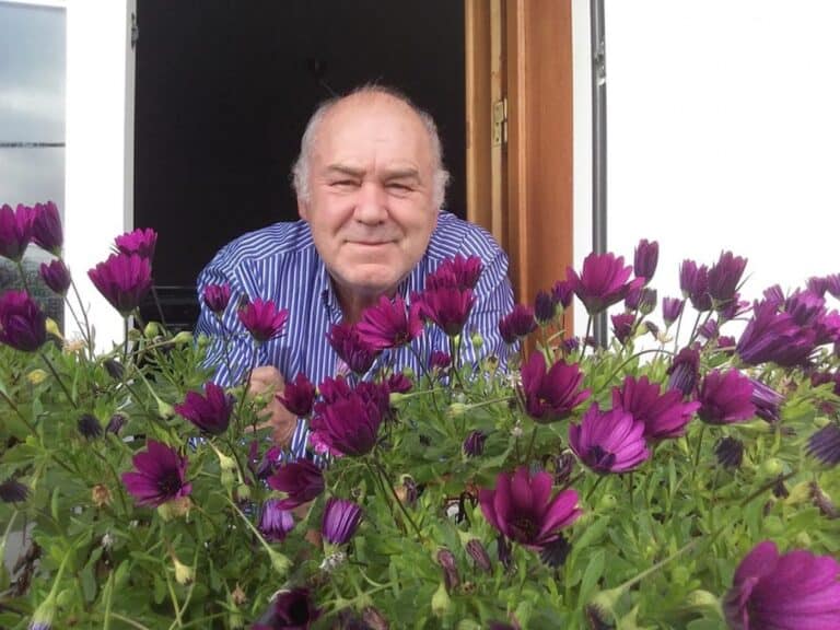 "Deve ser proibido fumar nos campi das universidades"