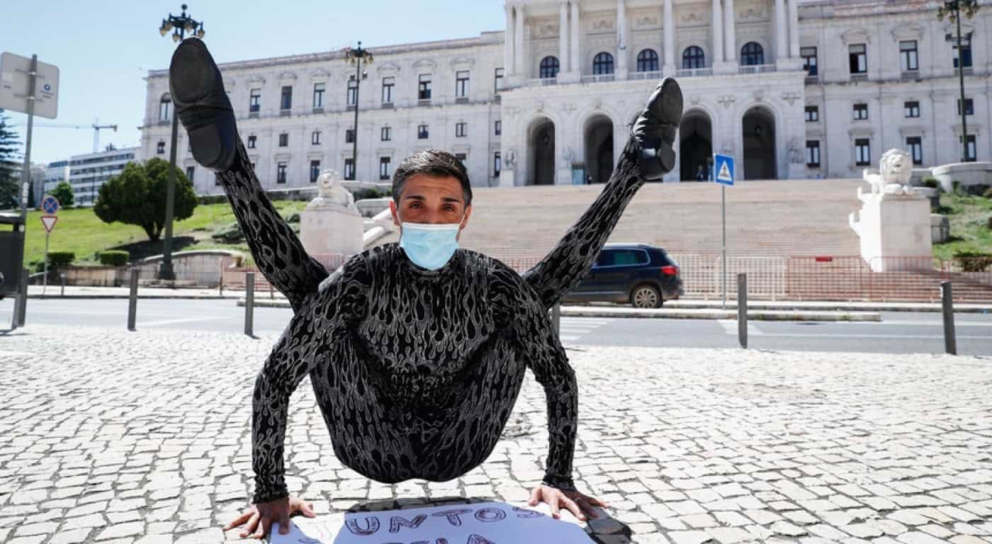 Profissionais da Cultura manifestam-se por medidas urgentes