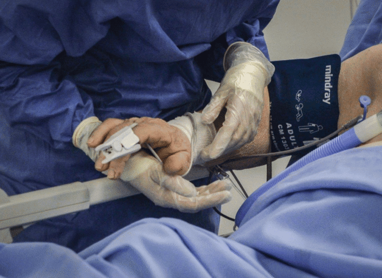 Mais 8 mortes e 331 novos casos de Covid-19 em Portugal